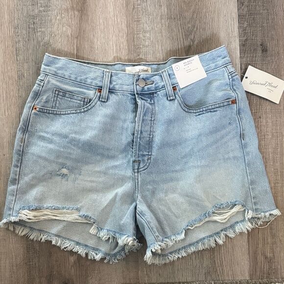 Distressed Denim Shorts Universal Thread 90s mid Rise size 4 - Picture 1 of 4